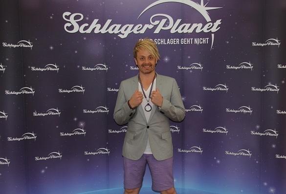 Ein Entertainer wie aus dem Bilderbuch: Ross Antony! Ross Antony Outfit