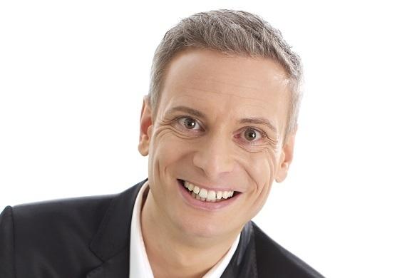 Er hatte einen Traum und er hat ihn angepackt. Sascha Heyna ist glücklich mit dem, was er tut und wenn er damit anderen Menschen eine Freude machen kann. Sascha Heyna