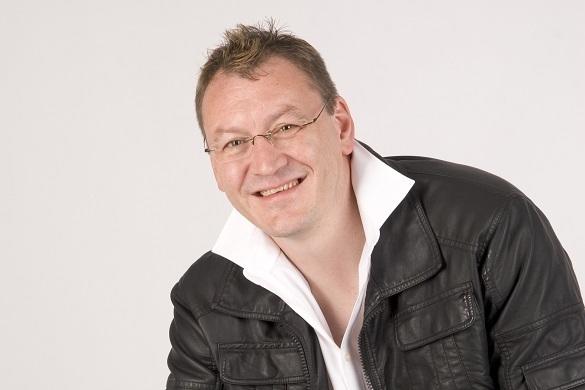 Er ist ein Musiker seit der ersten Minute: René Völkel liebt die Musik und das Gefühl, wenn Menschen bei ihr zu Träumen beginnen. René Völkel