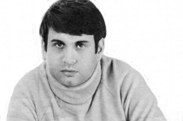 „Marmor, Stein und Eisen bricht“ von Drafi Deutscher ist ein wahrer Kultsong und gehört schon seit 1965 zu den Evergreens in der deutschen Schlagerwelt. Drafi Deutscher