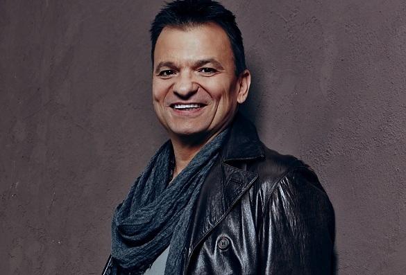 Als Solokünstler tritt Markus Wolfahrt viel auf. Neben seinen neuen Liedern präsentiert er auch die Hits der Klostertaler. Markus Wolfahrt Geburtstag