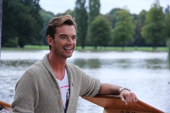 Welches Geheimnis der charmante Florian Silbereisen bei Riverboat Ruth Moschner und René Kindermann wohl erzählt? Florian Silbereisen