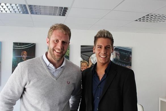 Zusammen mit Anwalt Christopher Posch geht es spannend her. Norman stellt einem dubiosen Manager-Paar eine Falle! CHristopher Posch Norman Langen