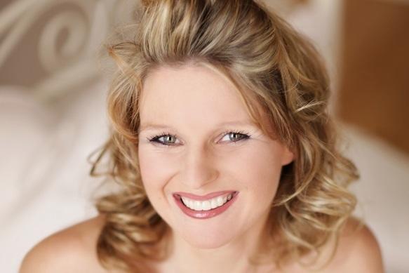 Nadine Sieben wurde zwar von einer Opernsängerin inspiriert, doch liegt ihre Leidenschaft nicht ausschließlich in der klassischen Musik. Nadine Sieben