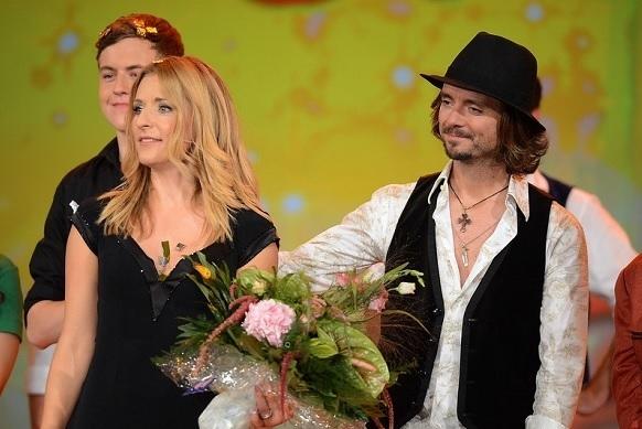 Sie lieben sich und alles andere zählt nicht - so ein schönes Paar. Stefanie Hertel Lanny Isis