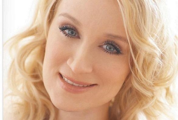 Ihr erster Weg führte in die Stahlindustrie! Wer hätte gedacht, dass sie ein großer Star werden würde? Astrid Harzbecker hat Geburtstag. Astrid Harzbecker Geburtstag