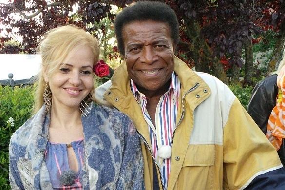 Roberto Blanco ist Pauschalreisen einfach nicht gewohnt. Mit seiner Frau verbrachte er die Flitterwochen auf der MS Deutschland! Roberto Blanco Luzandra