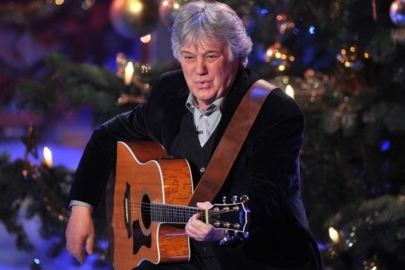 Rolf Zuckowski hat im Laufe seiner Karriere zahlreiche Lieder für Kinder geschrieben. Heute feiert er seinen 70. Geburtstag. Rolf Zuckowski Familie
