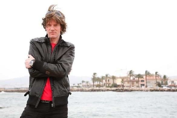 Mickie Krause veröffentlicht am 30.05. sein neues Album. Auch die Party-Saison auf Mallorca hat vergangenes Wochenende wieder begonnen. Mickie Krause Album