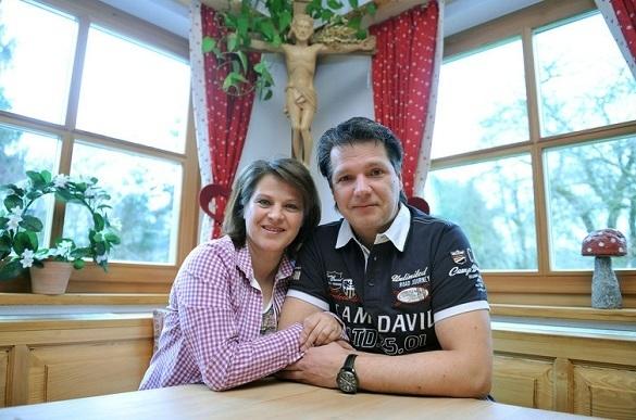 Die Liebe von Nicki und Gerhard ist mit den Jahren immer größer geworden. Nicki Freund Gerhard