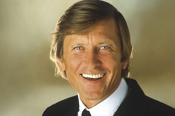 Jonny Hill ist schon über 70, doch er macht immer noch leidenschaftlich gerne Musik. Jonny Hill Wiki