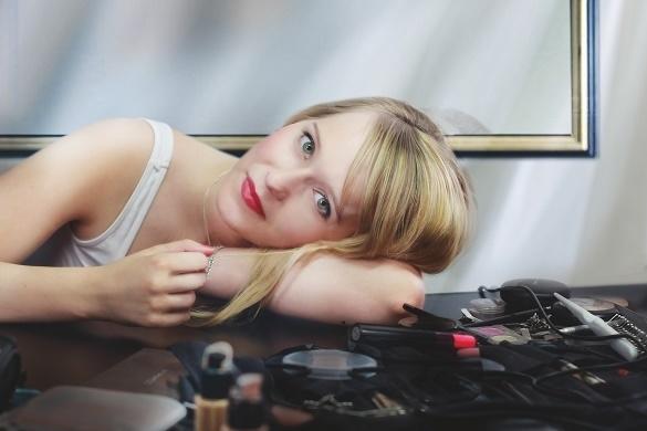 Franziska möchte wieder beruflich losstarten. Michow Concerts soll dabei helfen. Franziska Booking