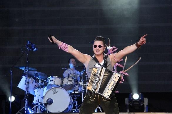 Andreas Gabalier bringt heute seine neue Doppel-CD auf den Markt. Andreas Gabalier Home Sweet Home International