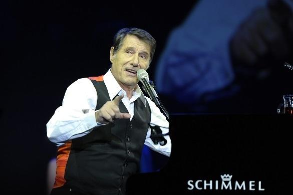 80 Jahre wird er am 30. September und für Udo Jürgens ist noch lange nicht Schluss. Neben einem Album geht der Sänger Ende des Jahres nochmal auf Tour. Udo Jürgens Tribute Album