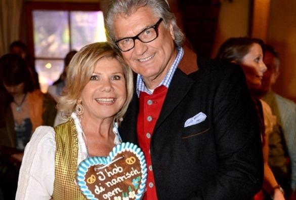 Marianne und Michael sind gerne auf dem Oktoberfest. Marianne und Michael Oktoberfest 2014