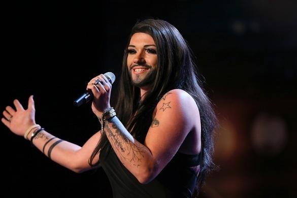 Marcel überzeugte beim Supertalent am Samstag als Conchita Wurst. Doch noch viel mehr begeisterte er als er selbst... Conchita Wurst Double