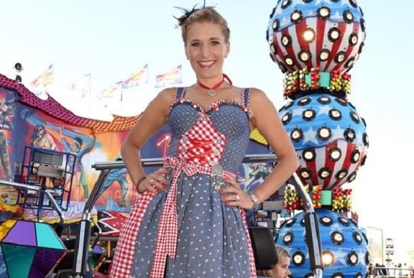 Stefanie Hertel Dirndl