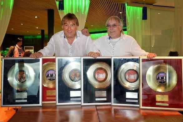 Wieder einmal gab es für die Amigos Gold- und Platinauszeichnungen. Amigos Gold Platin Auszeichnung 2014
