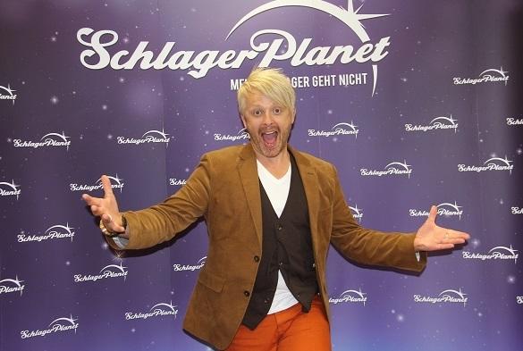 Ross Antony ist einfach ein Spaßvogel! Für einen Witz ist er immer zu haben. Ross Antony Interview