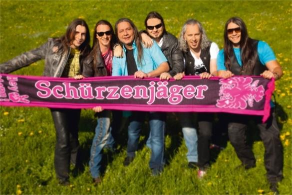 Bei den jungen Schürzenjägern ist auch Alfred Eberharter Senior wieder mit an Bord. Zillertaler Schürzenjäger Geburtstag Eberharter