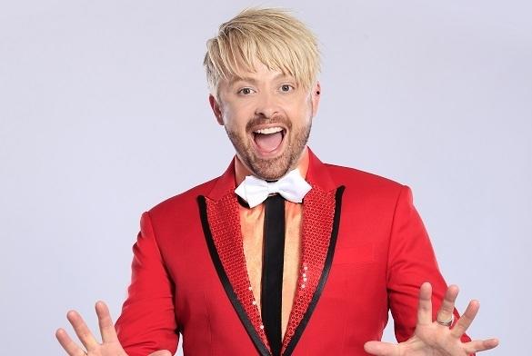 Ross Antony ist immer für einen Spaß zu haben. Wirklich ernst wird es mit dem Sänger eher selten. Ross Antony Stalker Fanliebe