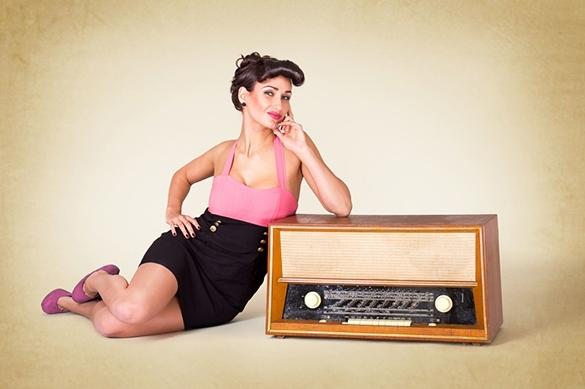 Peter Alexander, Heidi Brühl und Connie Froboess sind nur drei von den großen Sänger und Sängerinnen der 60er Jahre. Hits der 60er
