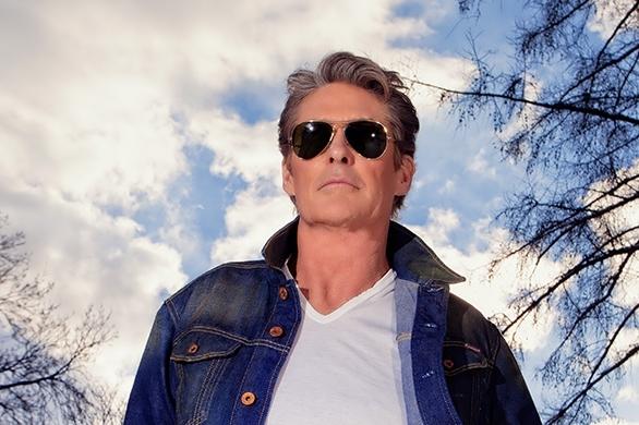 Auch die Töchter von David Hasselhoff trauern um ihren Großvater, genauso wie zahlreiche Fans des Sängers und Schauspielers. David Hasselhoff Vater tot