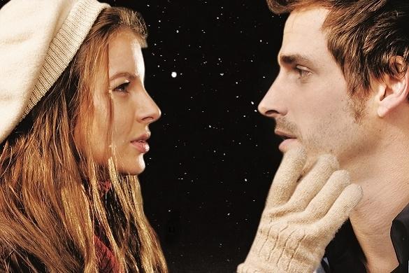 Uriel, der Weihnachtsengel verliebt sich in Laura, die einzige Person, die ihn auf der Erde wahrnimmt. Yvonne Catterfeld Max von Thun Engel sucht Liebe