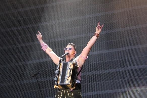 Schon 2014 waren seine Konzerte ausverkauft - auch 2015 und 2016 wird Andreas Gabalier wieder die Hallen füllen. Andreas Gabalier Tour
