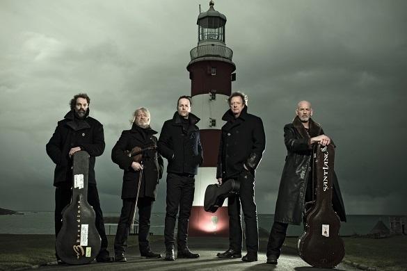 Im Internet gibt es viel von Santiano zu erfahren. Auch Videoclips der Band warten darauf, entdeckt zu werden. Santiano YouTube Video Musik
