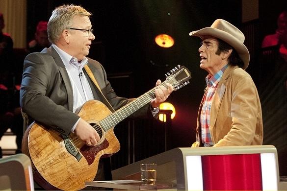 Tom Astor ist eine Musikikone. Wird er auch mit seinem NRW-Wissen ein Denkmal setzen? NRW-Duell Tom Astor