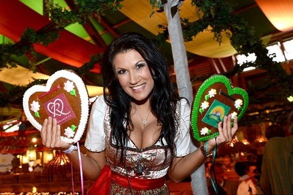 Auch wenn Antonia nicht nur Partysongs veröffentlichte, sind vor allem die Texte dieser Lieder bekannt. Antonia aus Tirol Songtexte