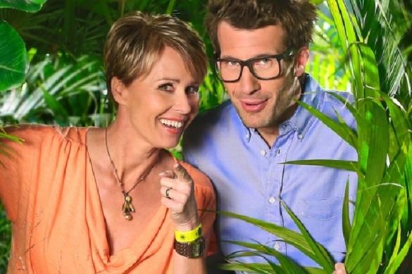 Der RTL-Ekel-Klassiker wird präsentiert von Sonja Zietlow und Daniel Hartwich: „Dschungelcamp 2015 - Das große Wiedersehen“. Dschungelcamp 2015