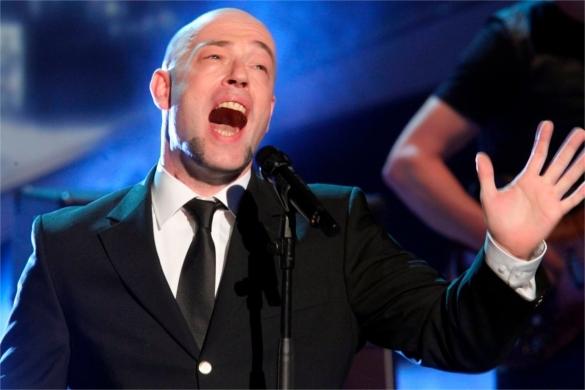 Deutsch zu singen war schon immer en vogue. Das zeigt die Sendung „25 Hits in deutscher Sprache“. Unheilig Graf 25 Hits
