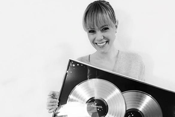 Derzeit arbeitet die Künstlerin an einem neuen Album. Genauere Details sind noch nicht bekannt. Francine Jordi Doppelplatin Ensemble