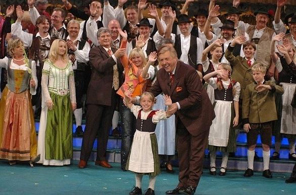 Viele schöne Jahre bescherte Karl Moik den Zuschauern vor dem Fernseher mit seinem „Stadl“. Karl Moik Musikantenstadl