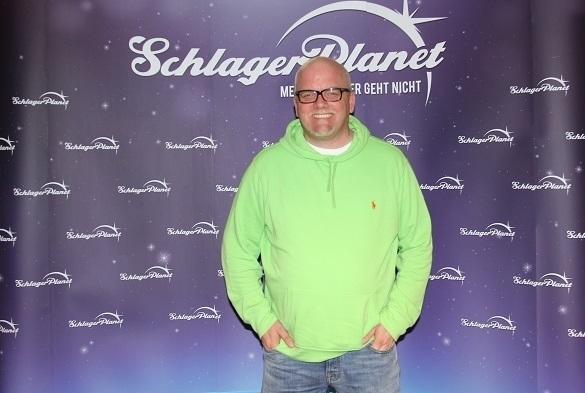 DJ Ötzi ist einer der Größten auf dem SchlagerPlanet – das zeigen auch die vielen Videos im Netz. DJ Ötzi YouTube