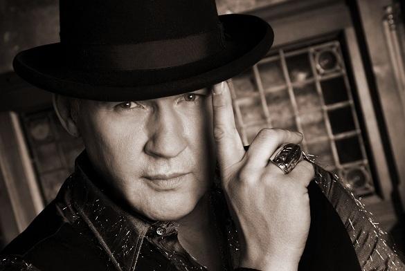 Die Lieder von Johnny Logan haben sich in Deutschland und Österreich gut verkauft. Johnny Logan Lieder Hits