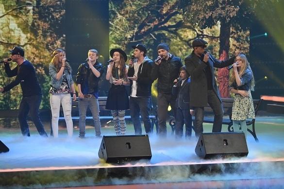 15 Kids kämpfen heute um den Einzug ins The Voice Kids-Finale. Wer es wohl schaffen wird? The Voice Kids 2015