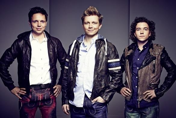Auf Promotour hatte Dorfrocker Philipp einen Unfall. Dorfrocker Holz Philipp Unfall