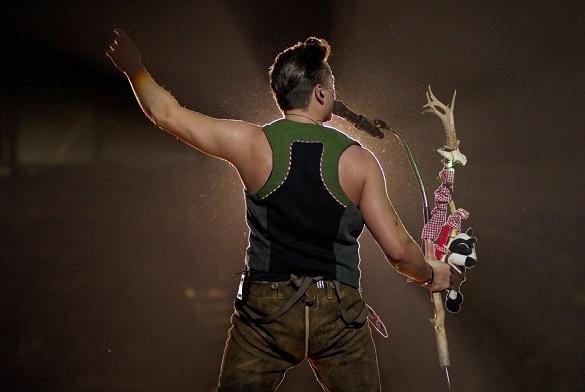 Andreas Gabalier ist eine Rampensau. Auf der Bühne gibt er 200 Prozent. Andreas Gabalier VolksRock'n'Roller Wien
