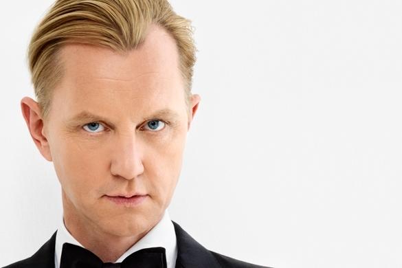 Der Prominente hält sich in Sachen Privatleben bedeckt. Fans erfahren nur wenig über seine Familie. Max Raabe Familie