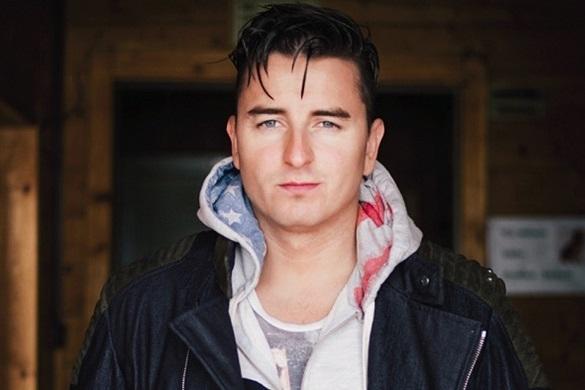 In einem Interview schwärmte Andreas Gabalier einmal von der Schlagfertigkeit Barbara Schönebergers. Heute Abend kann sie diese erneut unter Beweis stellen. Andreas Gabalier NDR Talk Show