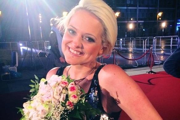 Sie musste zwar gestern gehen, doch ihre gute Laune hat Jeannine Rossi deshalb noch lange nicht verloren. Jeannine Rossi DSDS