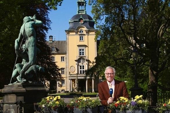 Diesmal ist die Show zu Gast in Bückeburg. Die Fürstenstadt wird immer noch von der Familie von Schaumburg-Lippe bewohnt. Das Wunschkonzert NDR