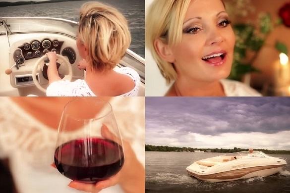 Tanja Lasch singt in ihrem neuen Song Vagabund von einer besonderen Liebe. Ihr Herz schlägt für einen Vagabunden. Tanja Lasch Vagabund