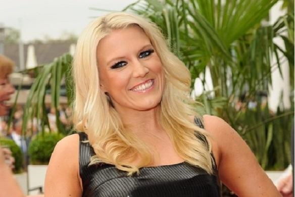 Natalie Horler, besser bekannt als die Sängerin von Cascada erwartet ein Kind. Die Vorfreude ist groß, jedoch kann sie die nächsten Auftritte nicht wahrnehmen. Cascada Natalie Horler