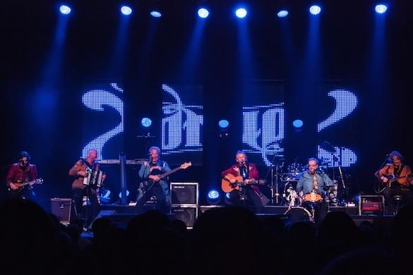 Die Höhner reisen für Euch auch 2015 wieder durch Deutschland und sorgen bei ihren Auftritten für karnevaleske Stimmung, gute Laune und melancholische Momente! Höhner Tour 2015