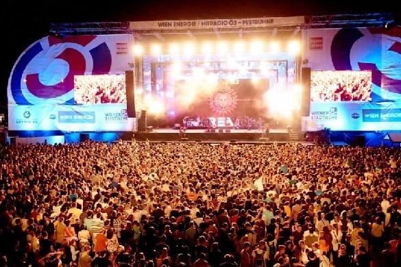 Das wird das größte europäische Open-Air-Festival 2015: das Donauinselfest in Wien vom 26. bis 28. Juni 2015. Donauinselfest 2015