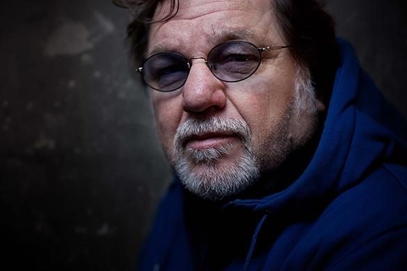 Klaus Lage wird 65 Jahre alt. Geboren am 16. Juni 1959 in Niedersachsen steht er seit über 30 Jahren auf der Bühne. Klaus Lage 65. Geburtstag